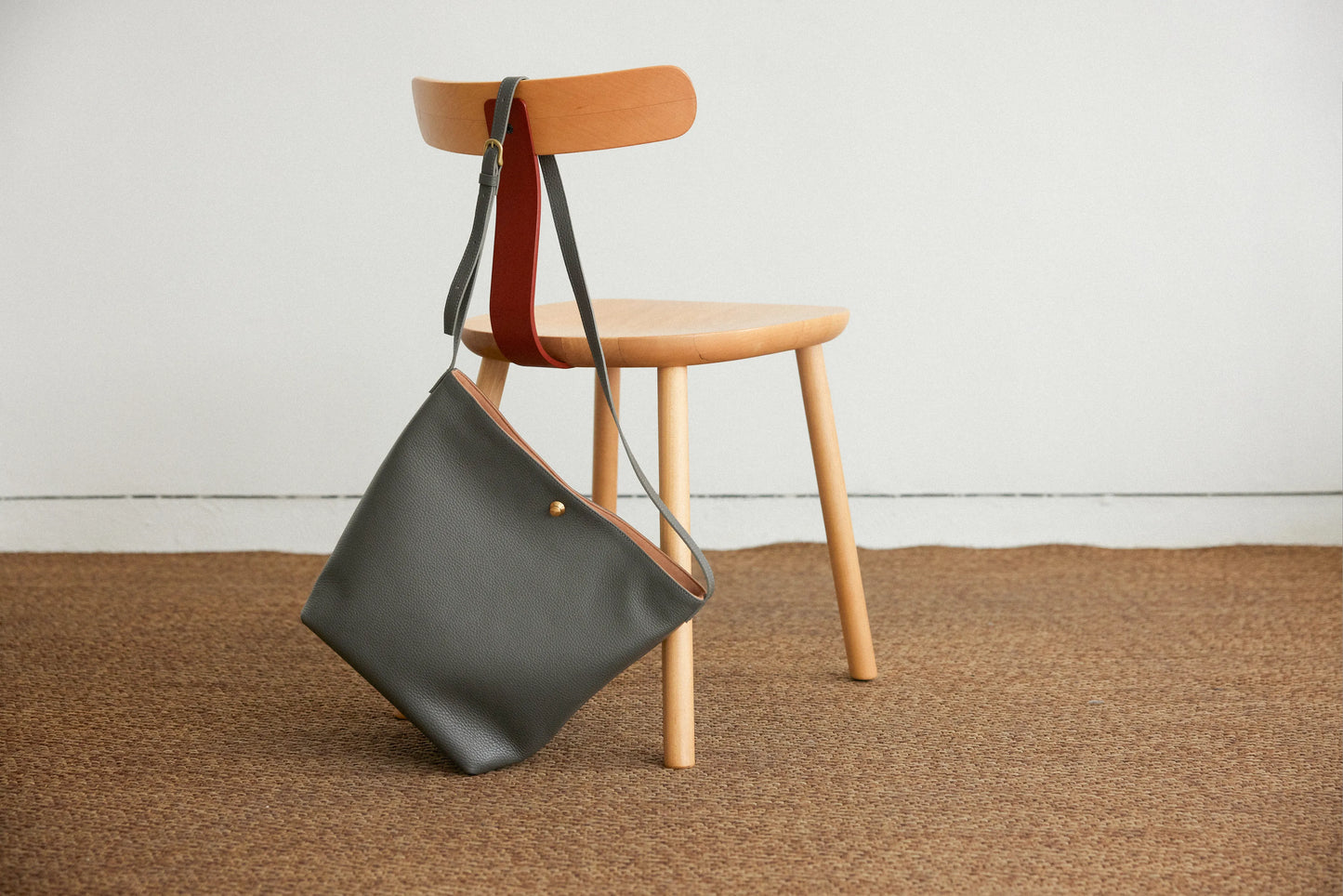 U Shoulder bag Black  / U ショルダーバッグ M-size