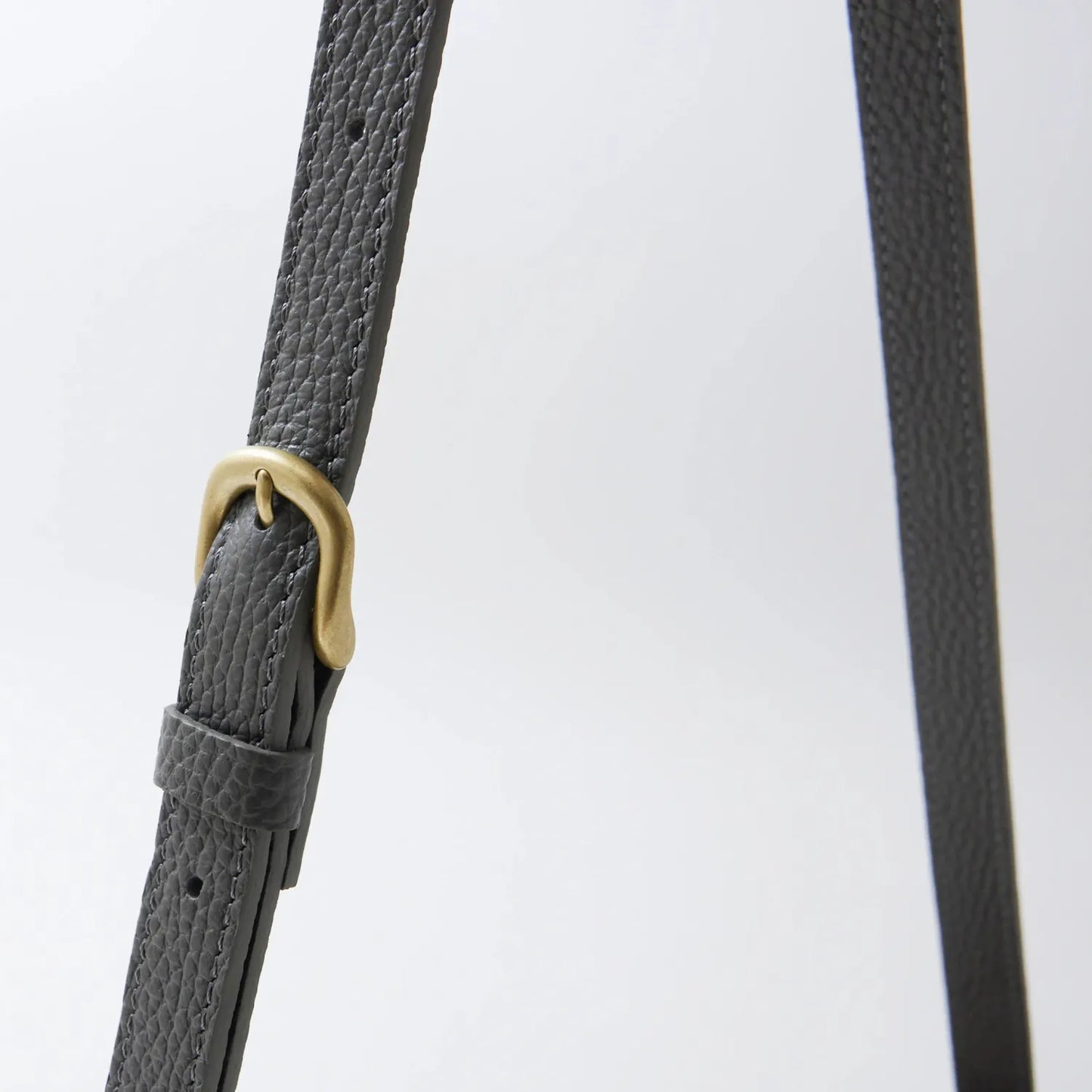 U Shoulder bag Black  / U ショルダーバッグ M-size