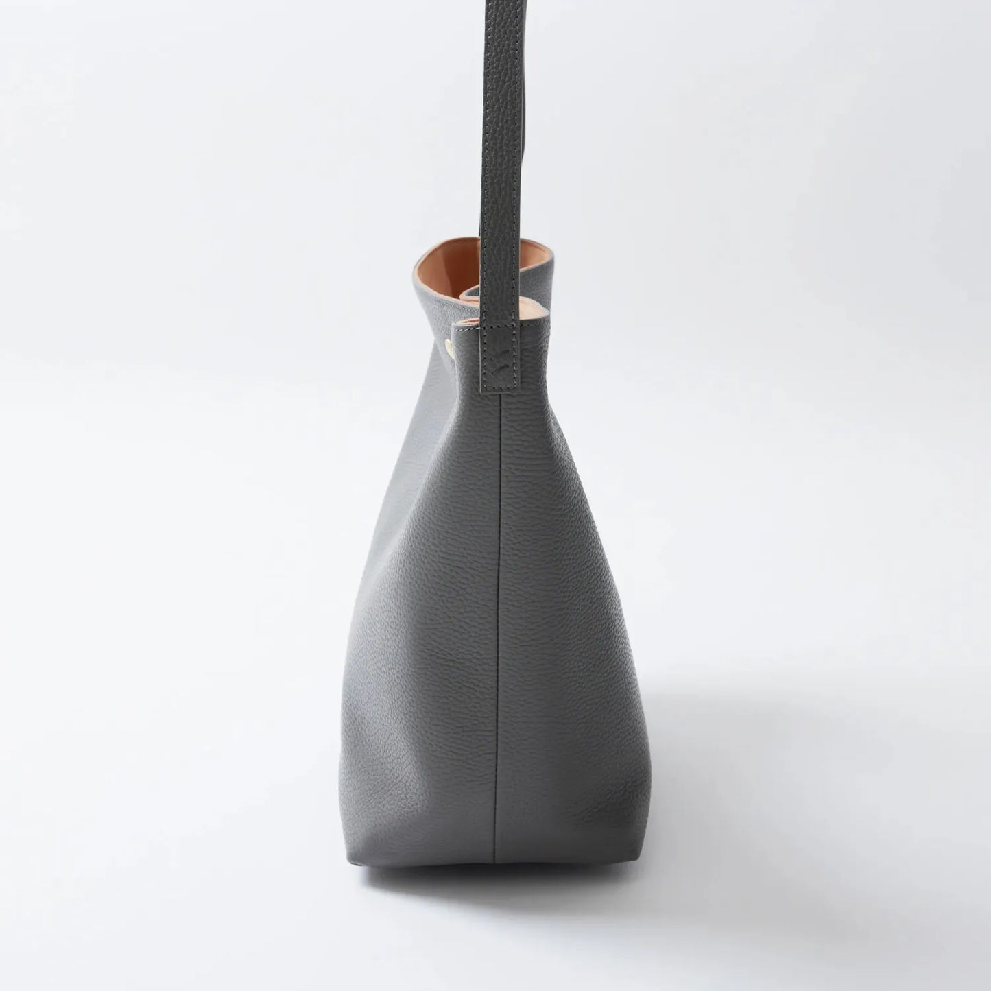 U Shoulder bag Black  / U ショルダーバッグ M-size