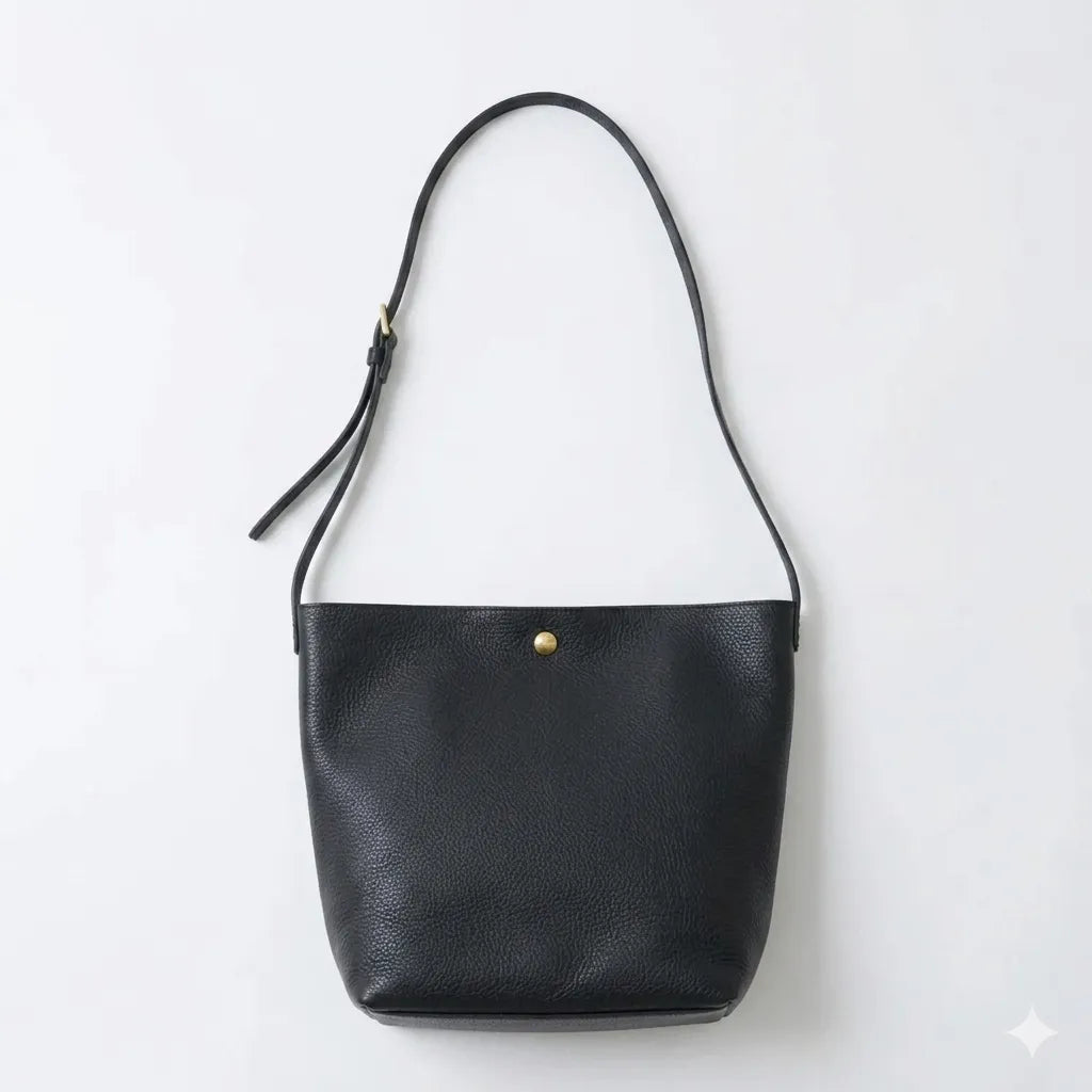 U Shoulder bag Black  / U ショルダーバッグ M-size